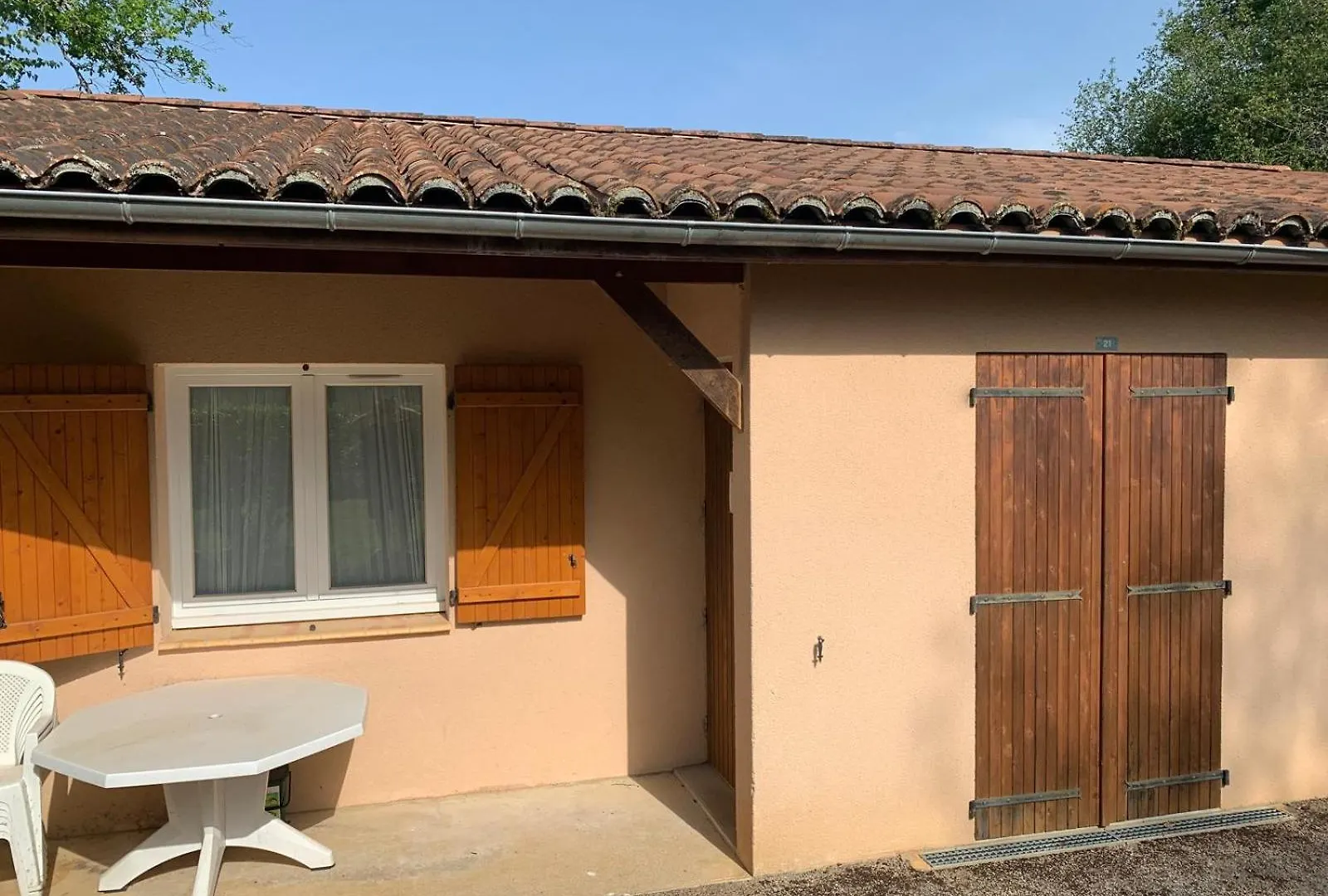 Semesterbostad Le Petit Bois 46 Villa Leyme