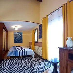  Couette-café Logement Unique Dans Le Lot
